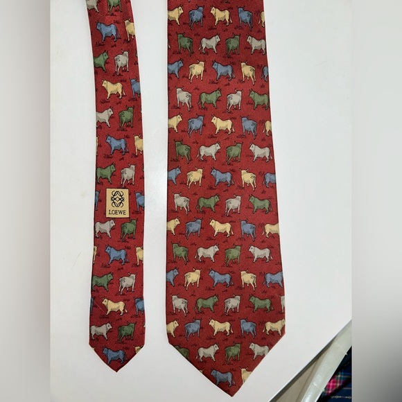 100% silk LOEWE tie - Picture 3 of 3